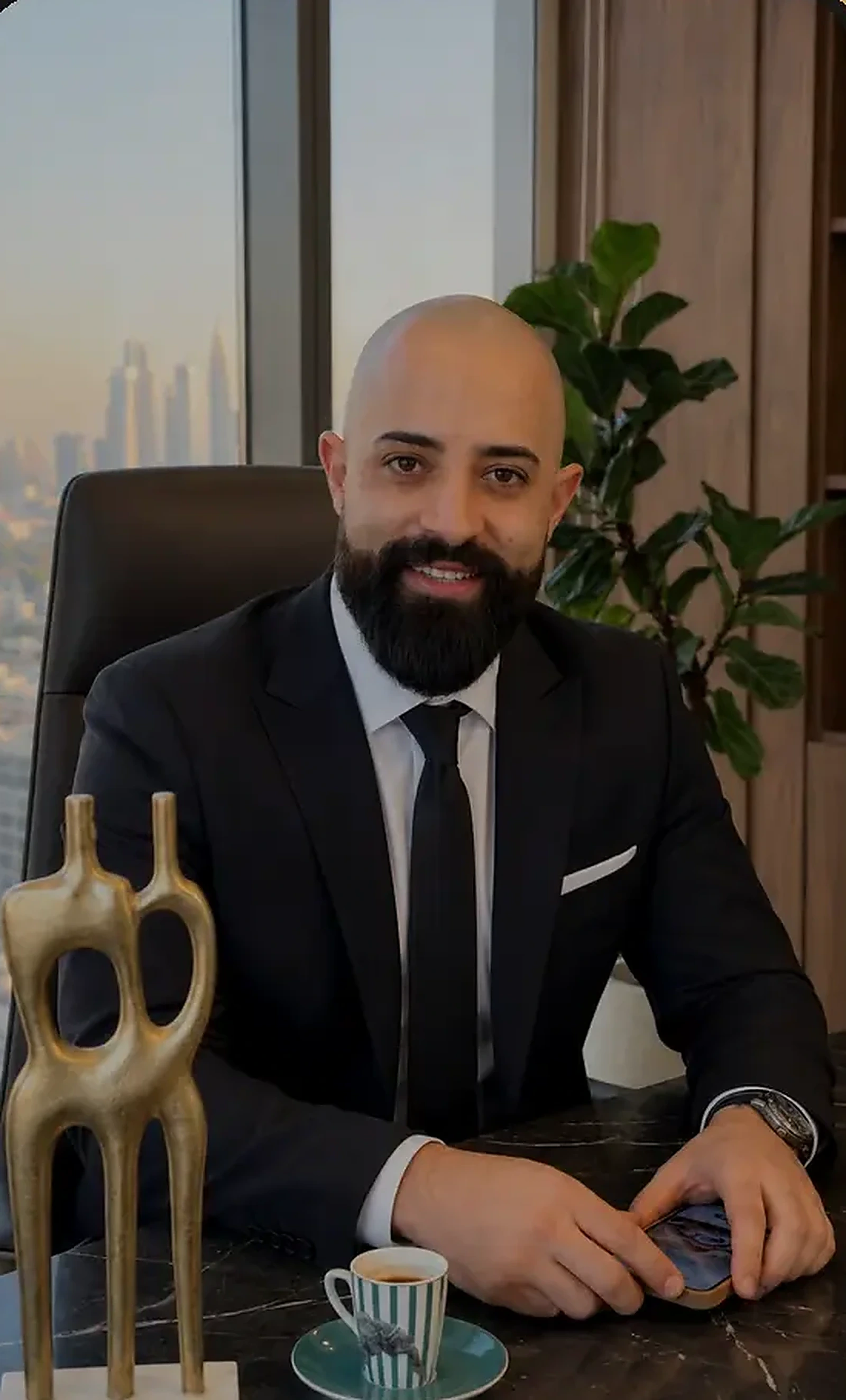مؤسّس البيت